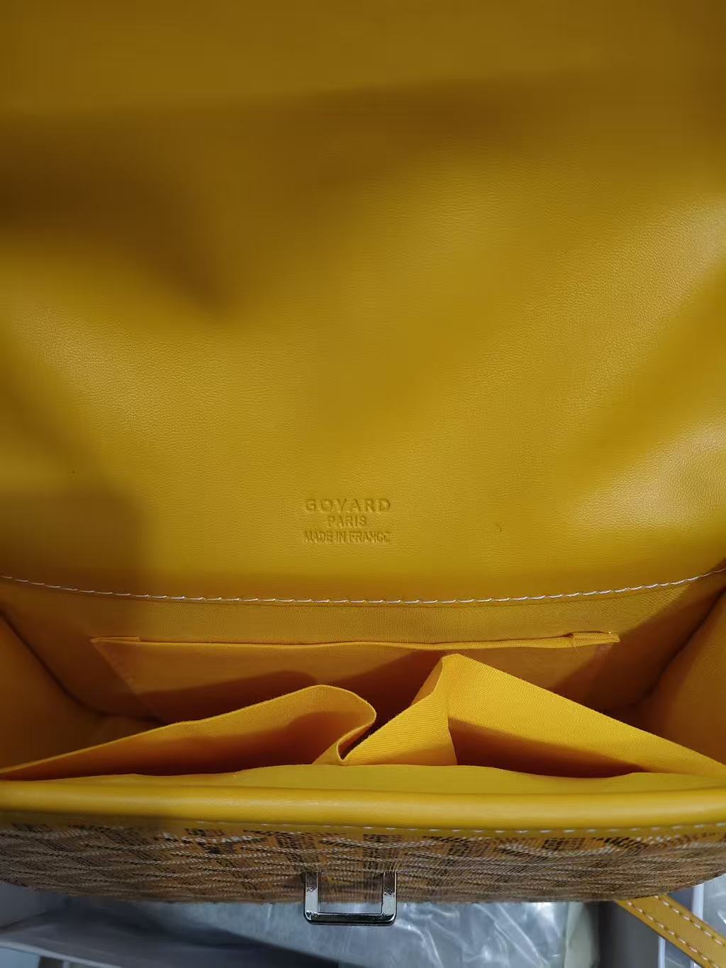 Belvedere PM Bag – Elegance On the Go