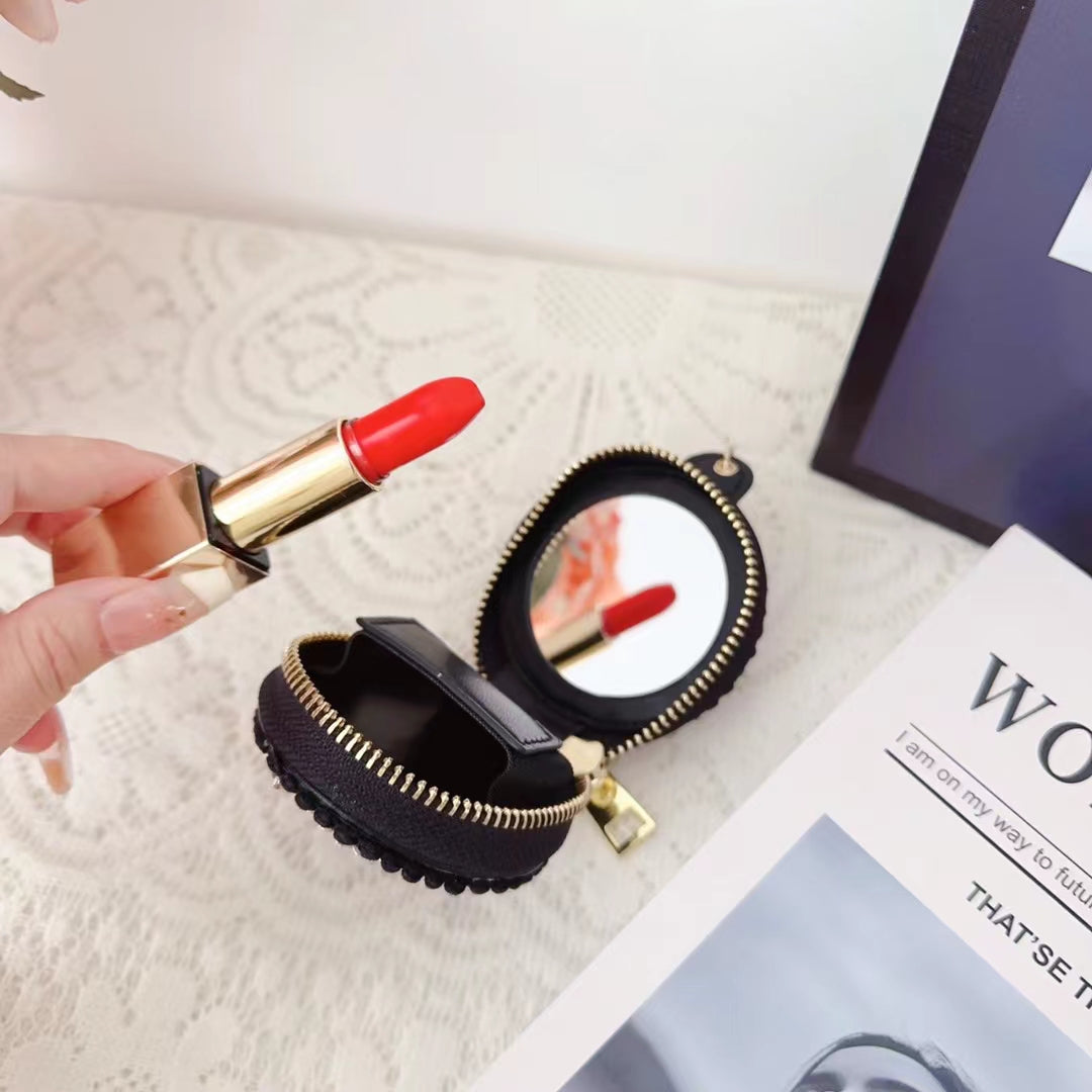 Luksuriøse Chanel AirPods -sak med speil