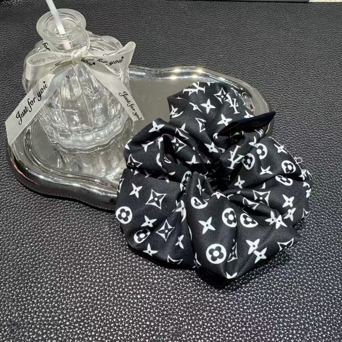 Fashion Luxury Hair Tie 01