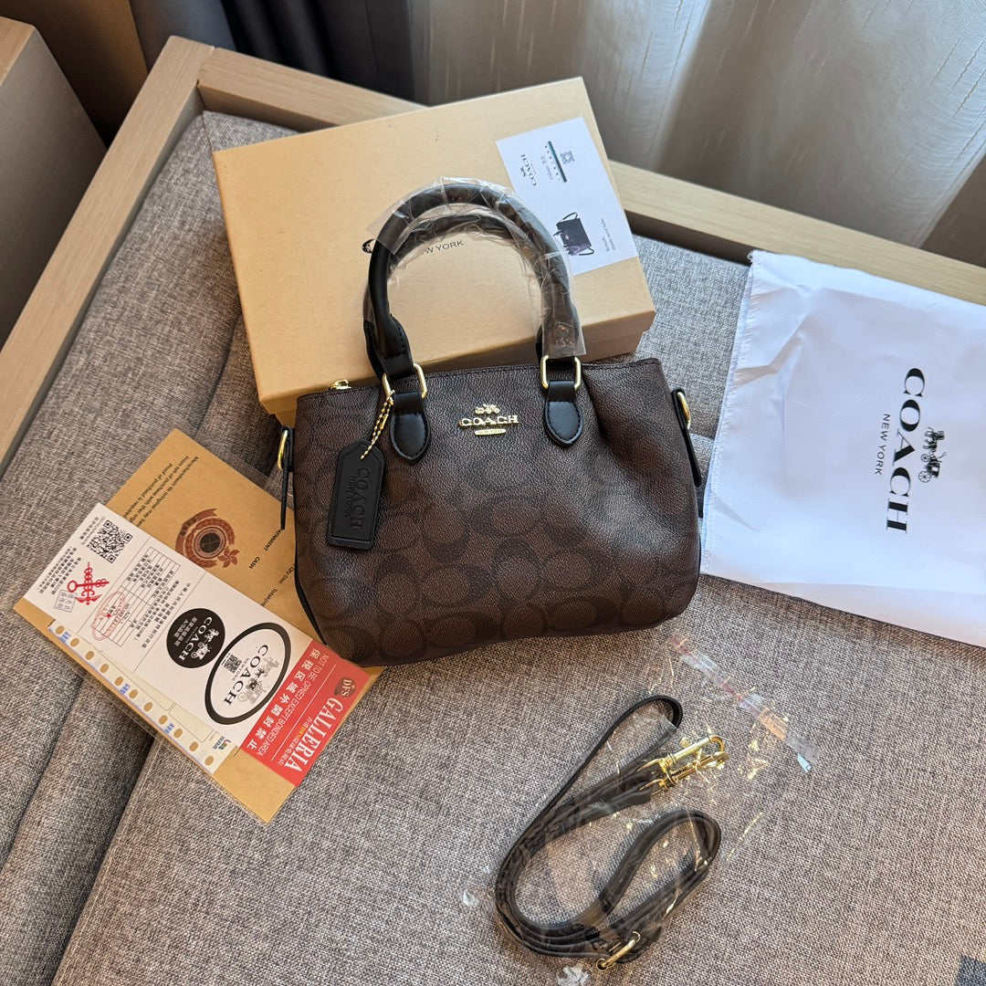 Tot in de perfectie vervaardigd: lederen handtas met een luxe aanraking