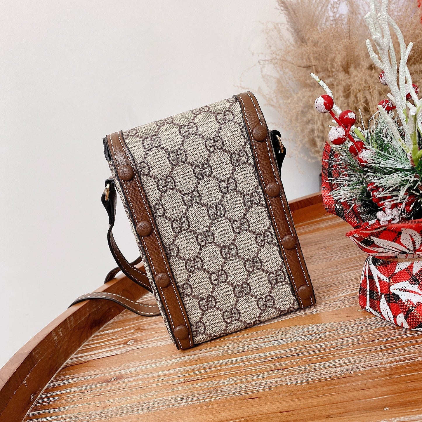 GG Crossbody skinnpose