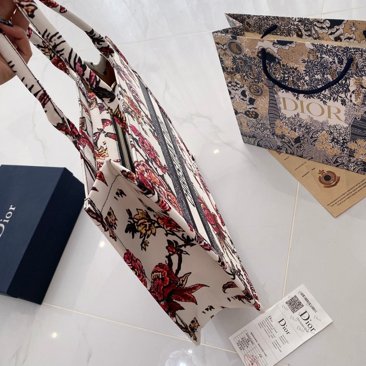 Elegant & Raffinert: Lett luksuriøs skinnveske