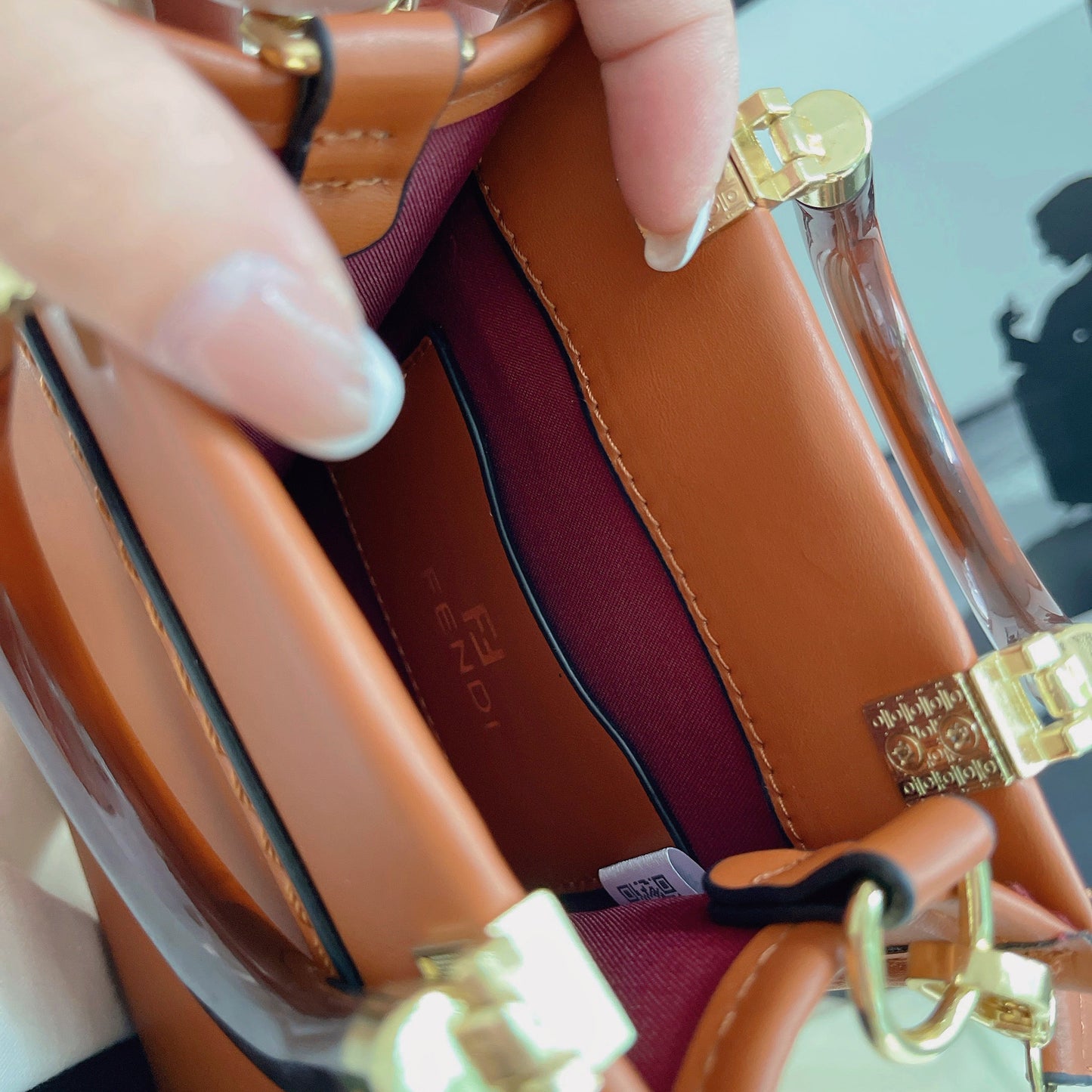 Klassisk totepose med stropp for crossbody