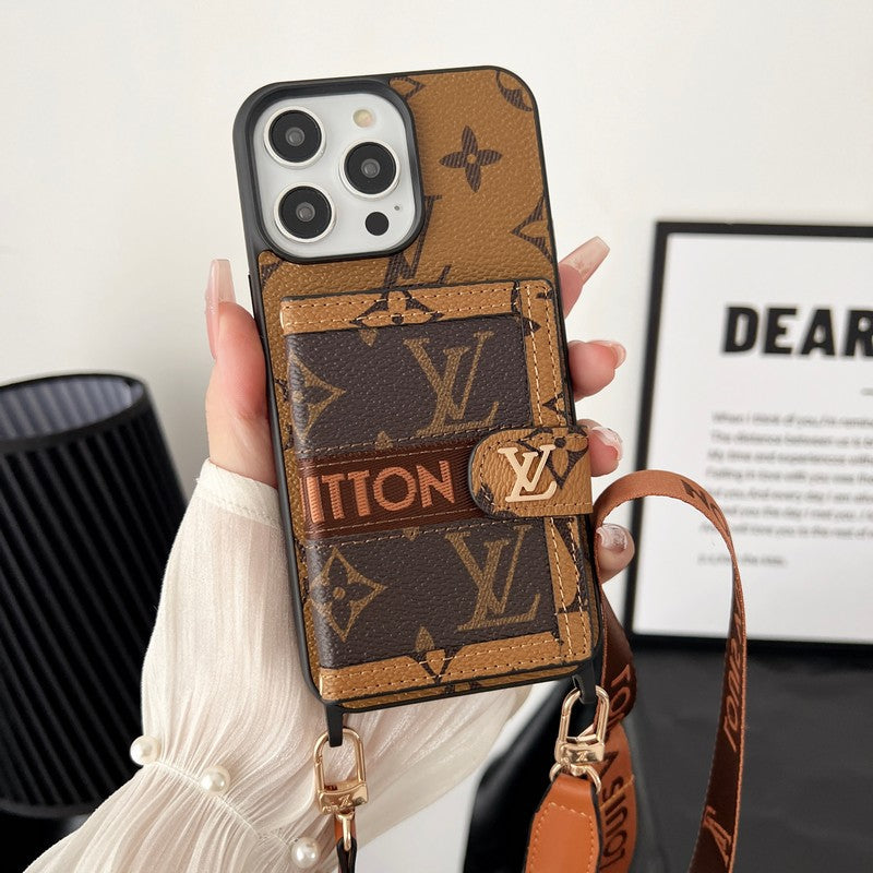 Lou Chain Chain Chain Classic Brown iPhone Case