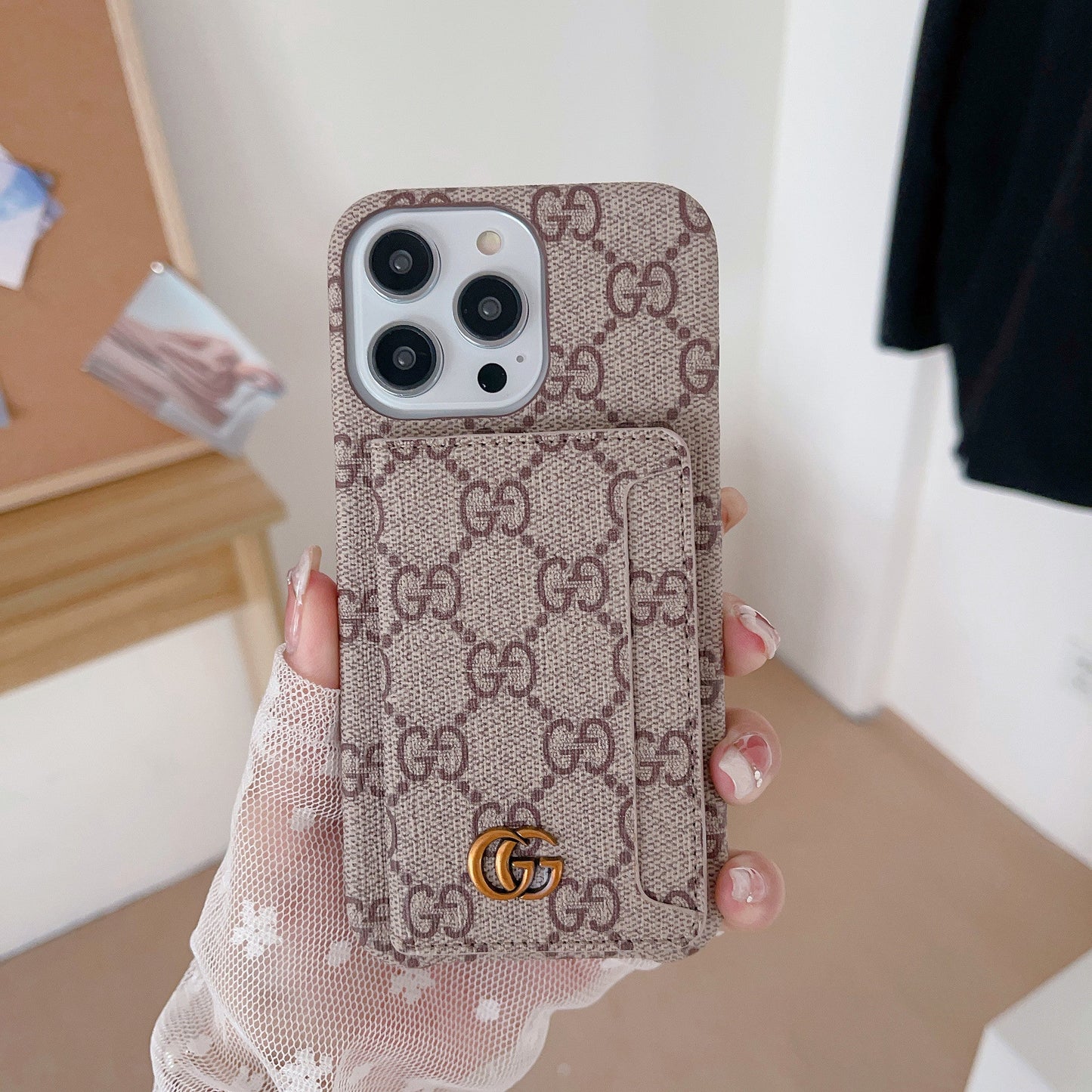 GG -kortholder iPhone -saken