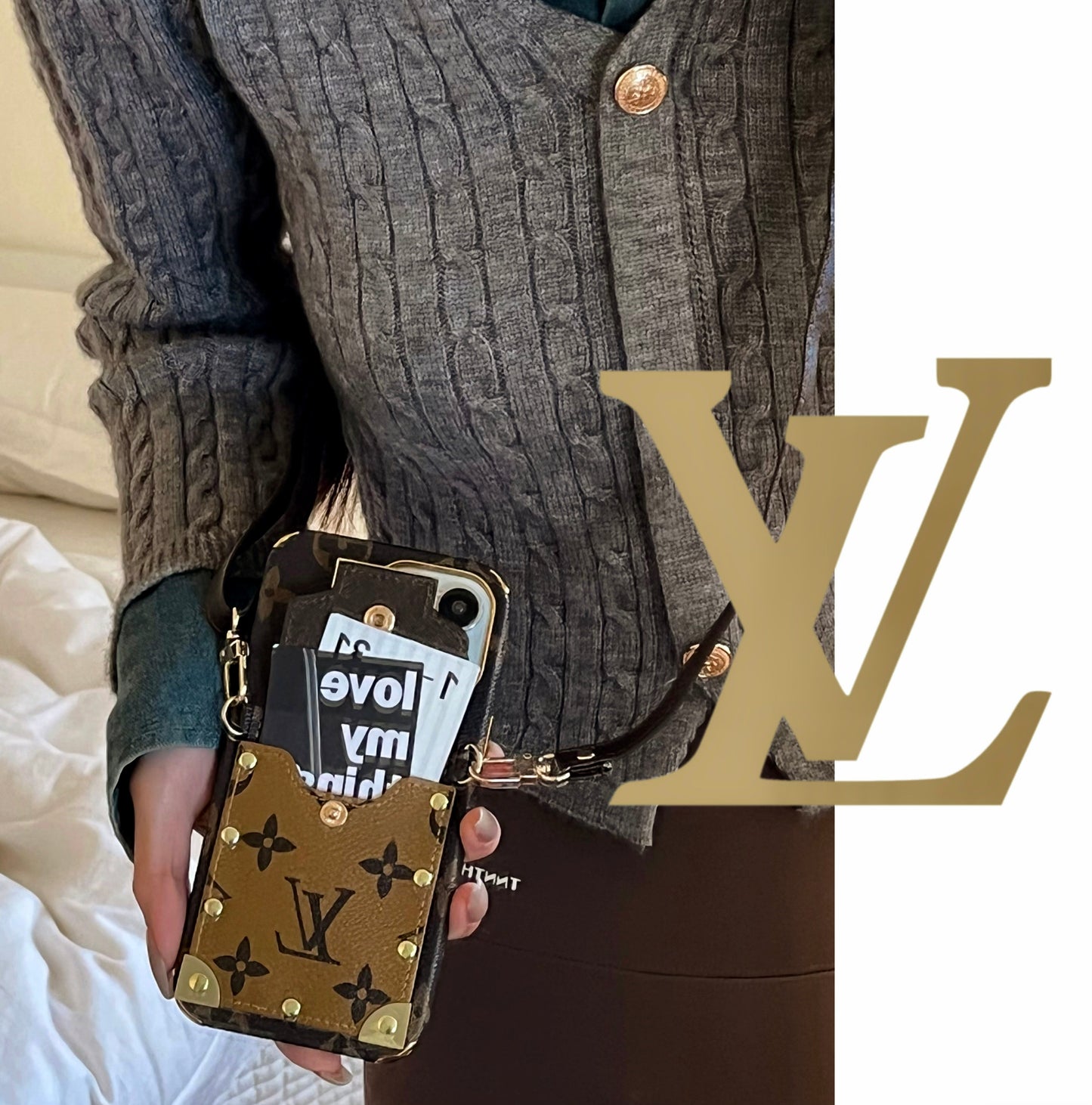 Lou Chain Leather iPhone -veske