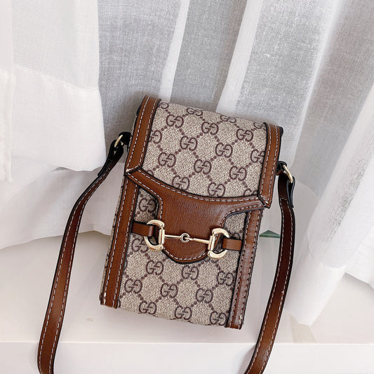 GG Crossbody skinnpose