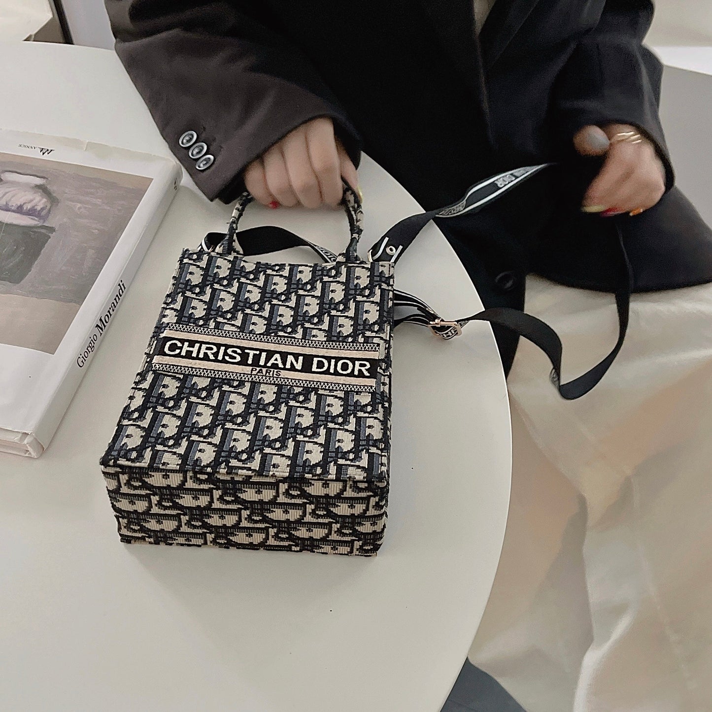 Klassieke draagtas met crossbody -band