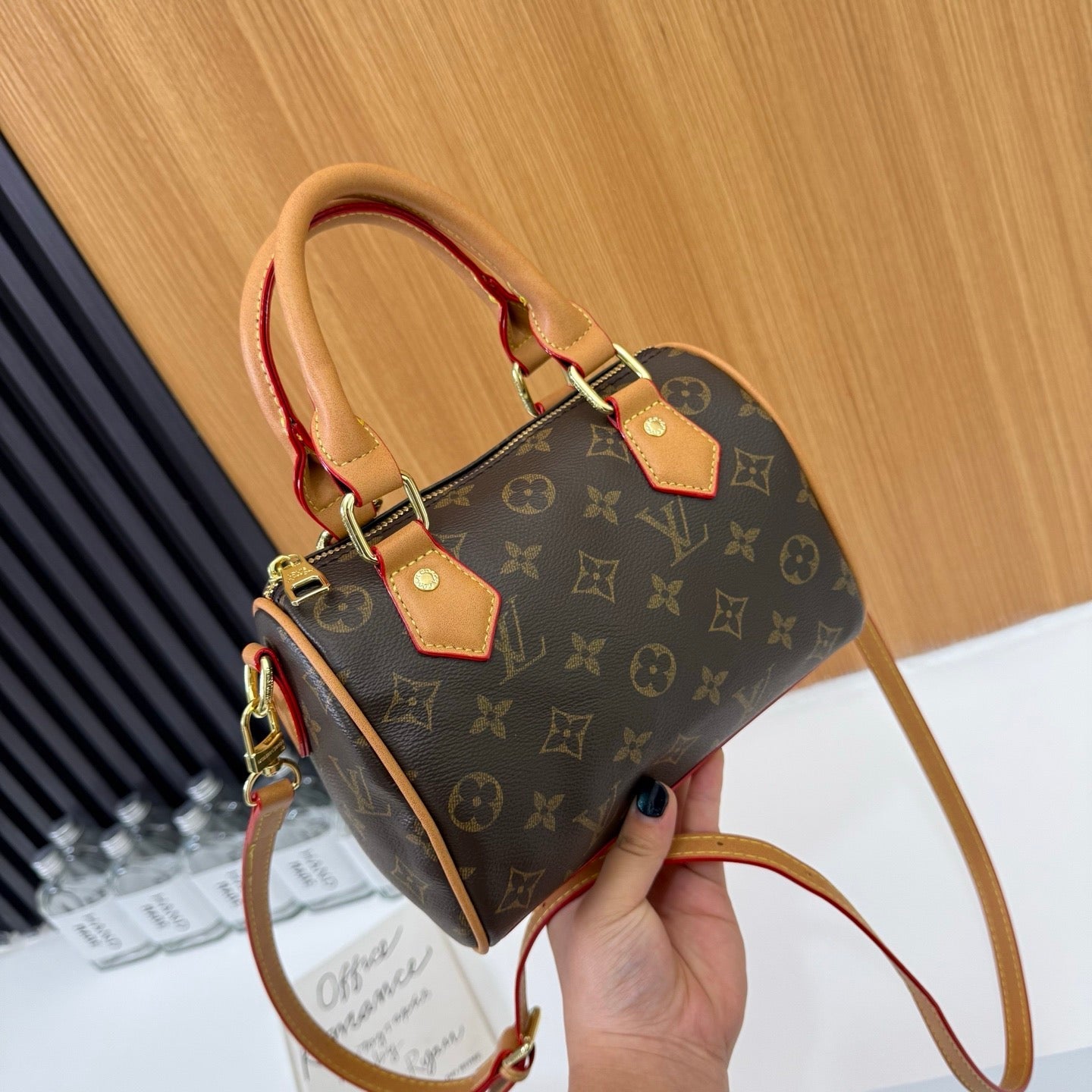 Classic Luxury Crossbody Dual-Use Bag