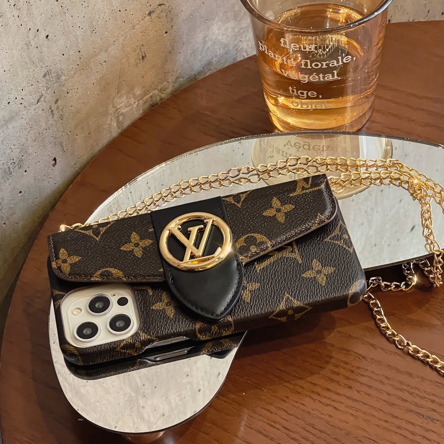Lou Gold Crossbody -kaarthouder iPhone -hoes
