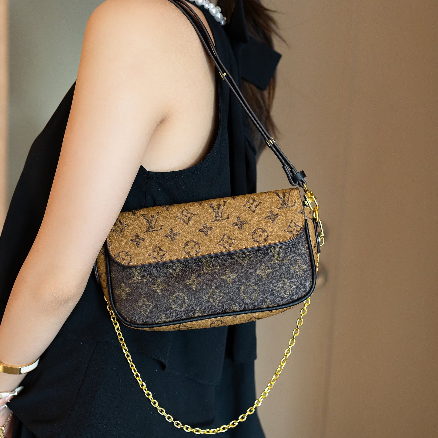 Classic Luxury Shoulder Bag