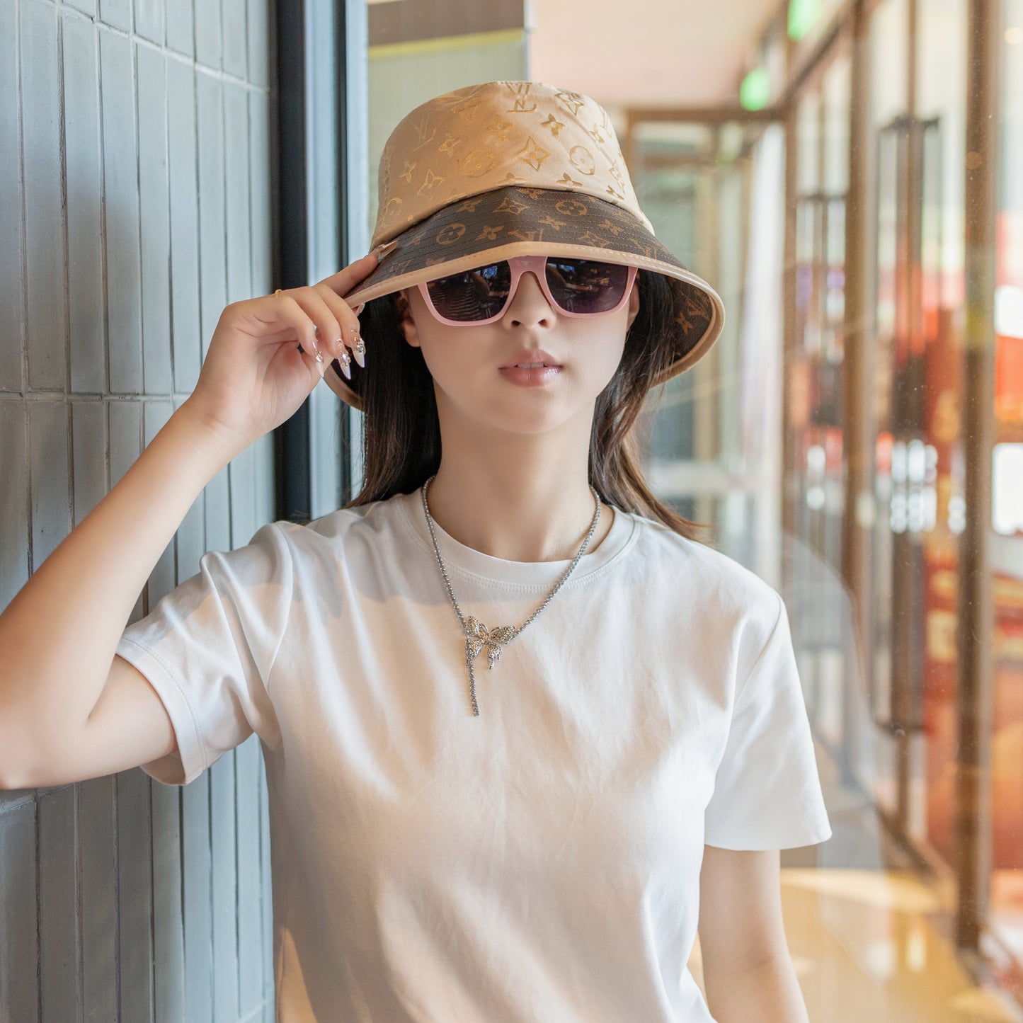 Classic Luxury Bucket Hat（Unisex version）