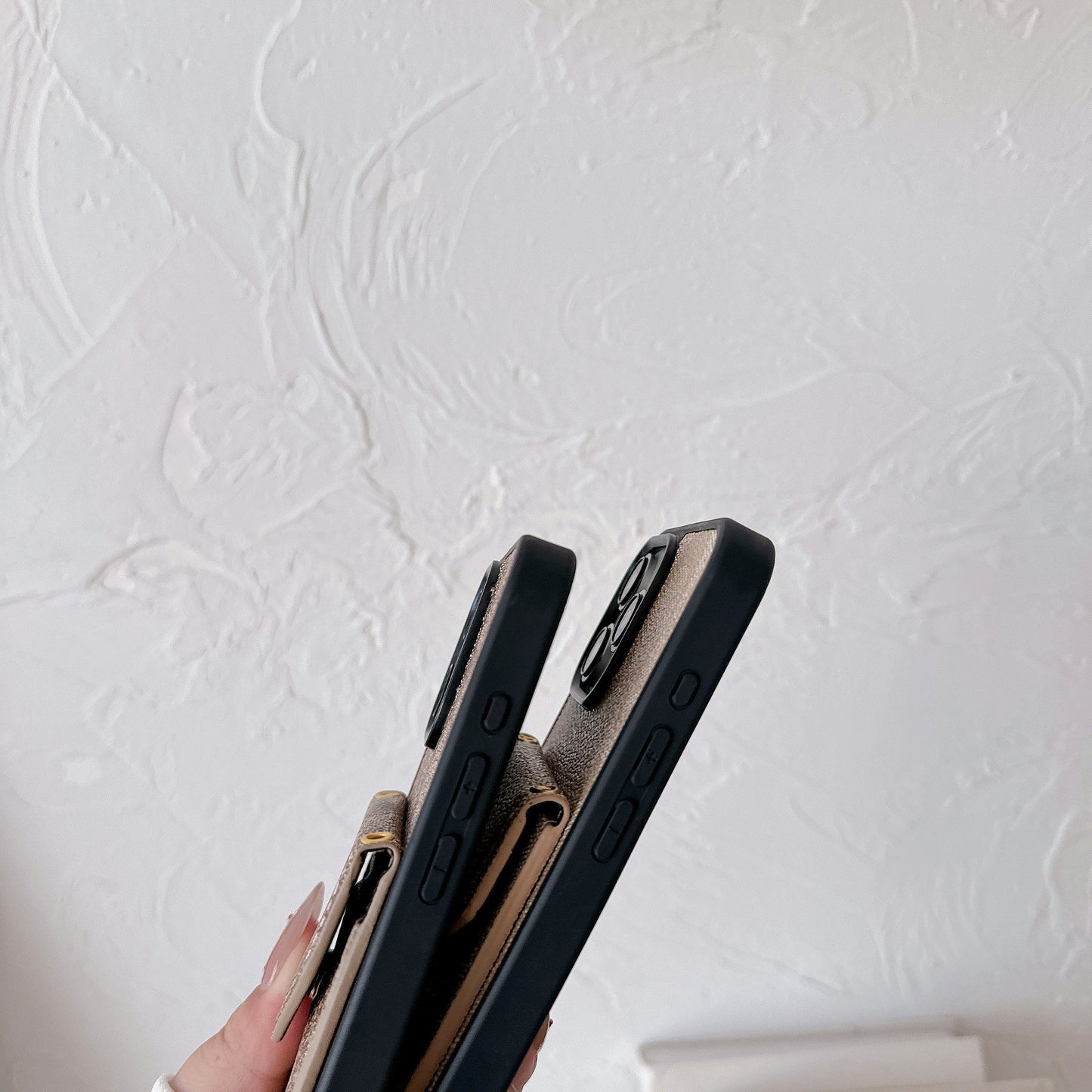 Coach iPhone mál með korthafa og ól dökkbrúnt -sj240513