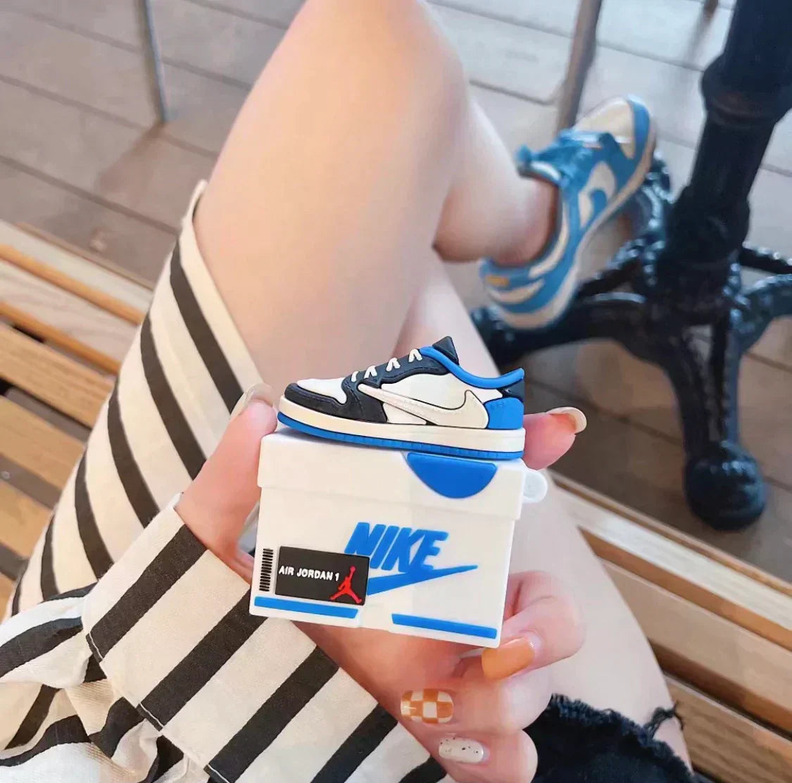 Nike \ J AirPods -saker
