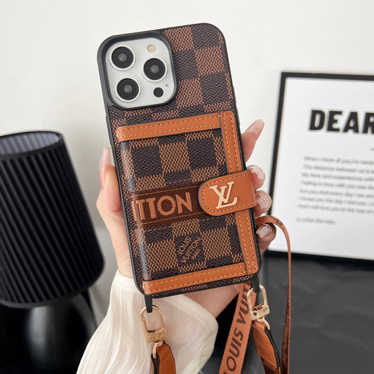 Lou Chain Chain Chain Classic Brown iPhone Case
