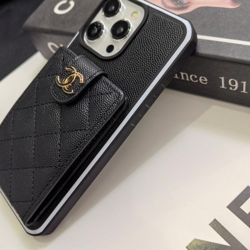 C.C iPhone-skinndeksel i skinn