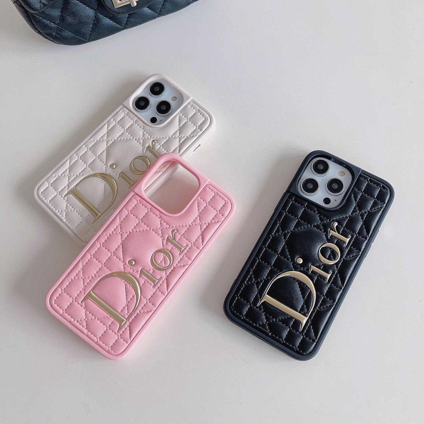 CD Gold Logo Leather iPhone -veske