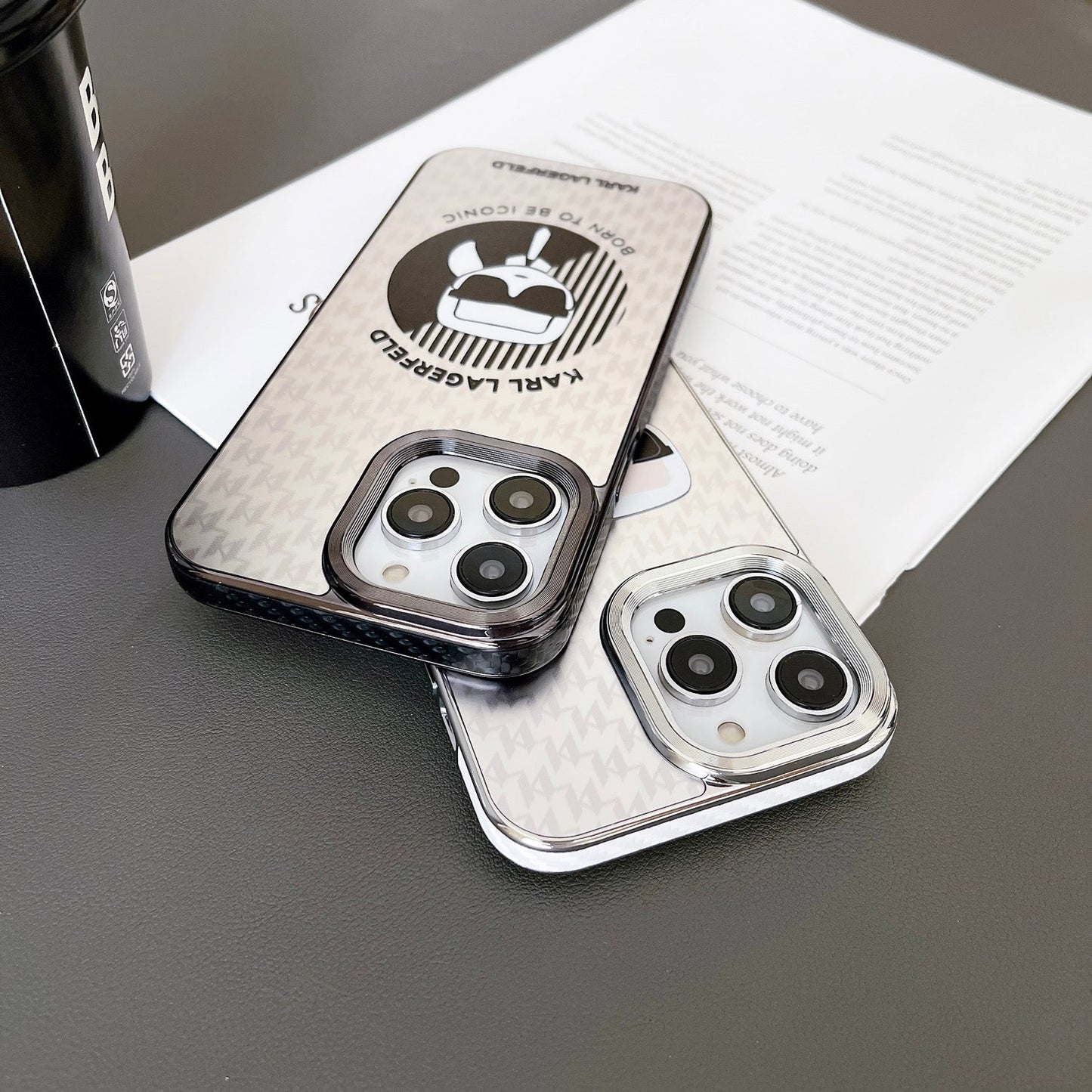 Karl iPhoneケースA37 A38