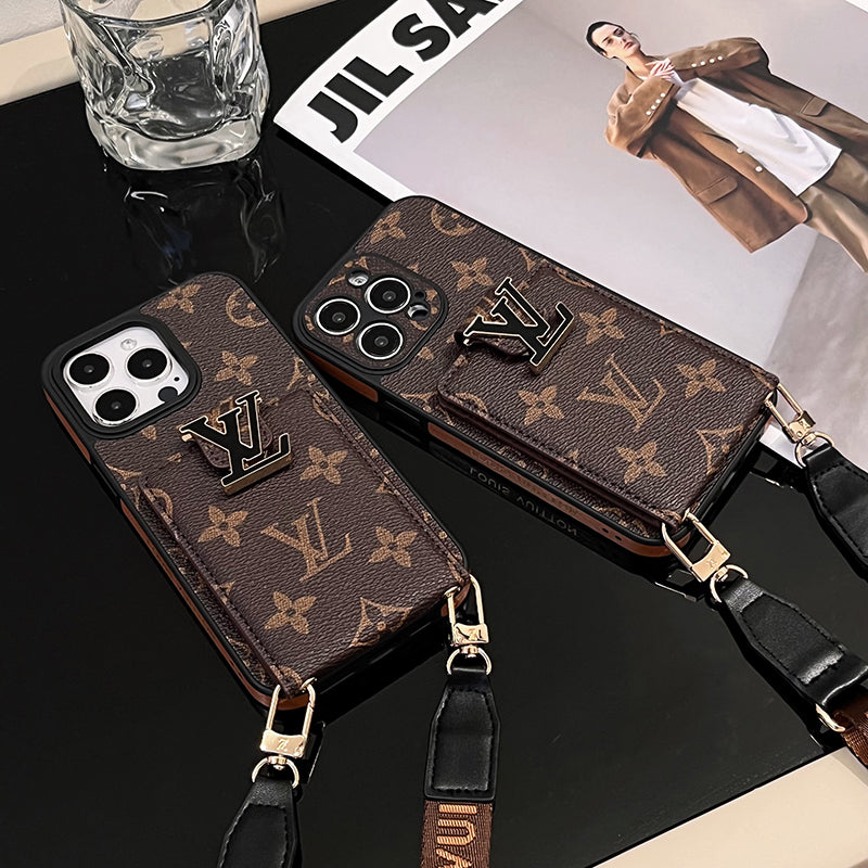 Lou Chain Chain Iphone Case