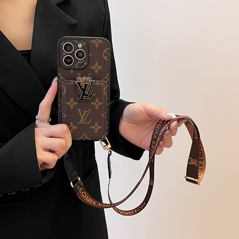 Lou Chain Chain Iphone Case