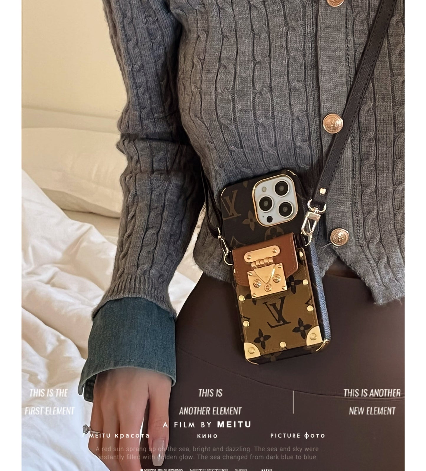 Lou Chain Leather iPhone -veske